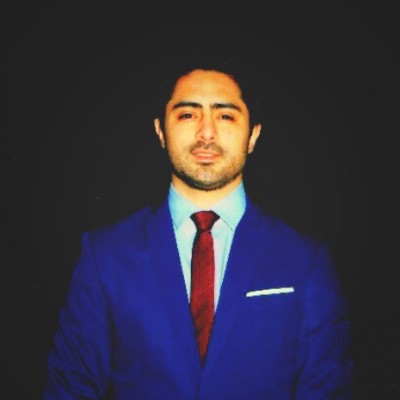 Retrato de Rodrigo Ruiz Cosignani, abogado especialista en derecho aduanero y comercio internacional.